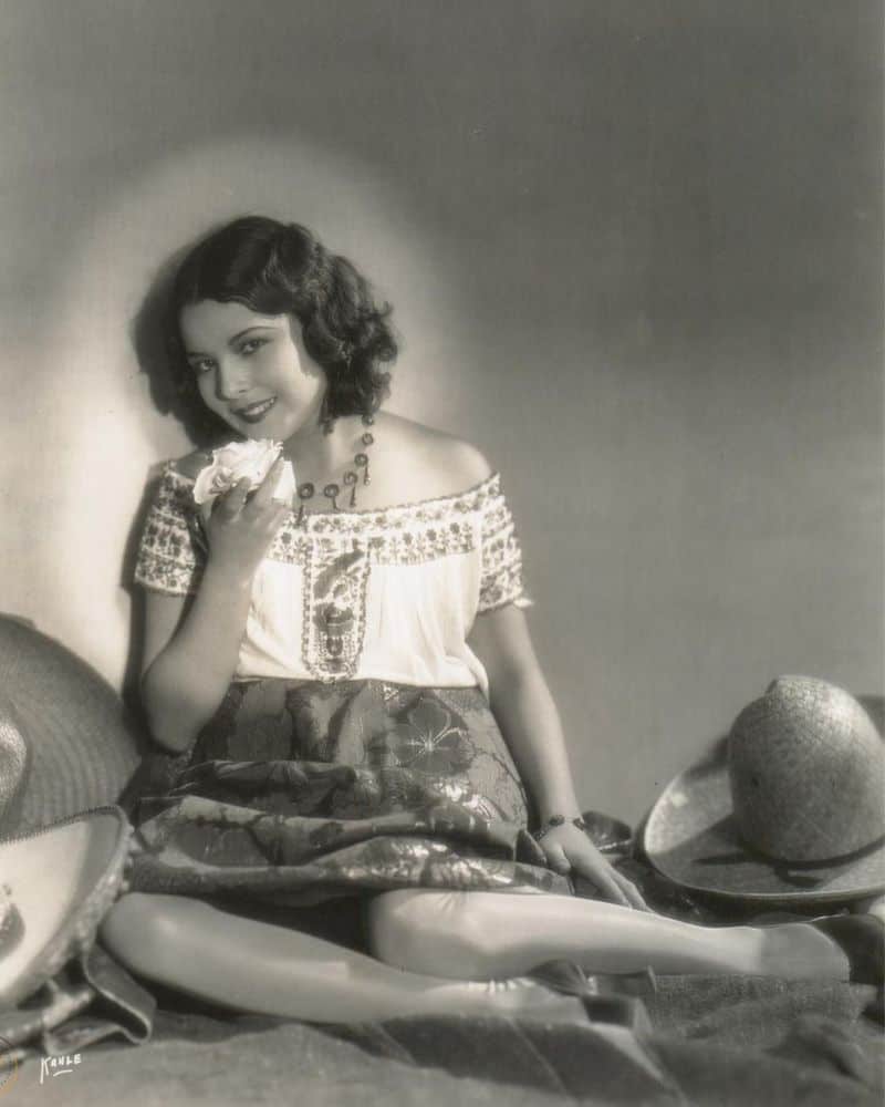 black and white photo of Lupita Tovar, mexican author and one of the most famous people from oaxaca mexico